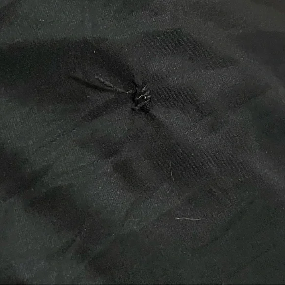 Lululemon Black Vest - Picture 5 of 8